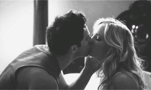 Как правильно целоваться?