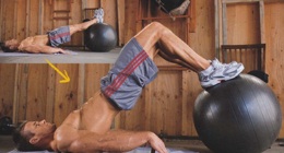 Сгибания ног на мяче лежа Сгибания ног на мяче лежа