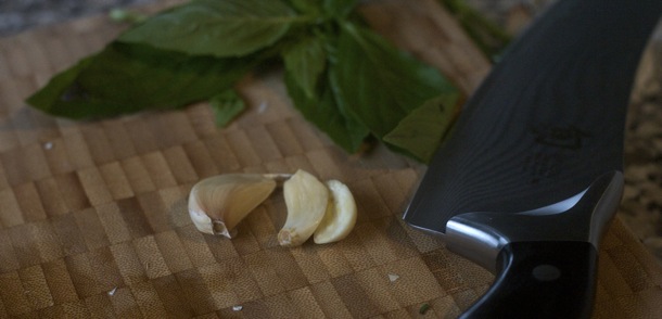 Чеснок для приготовления стейка