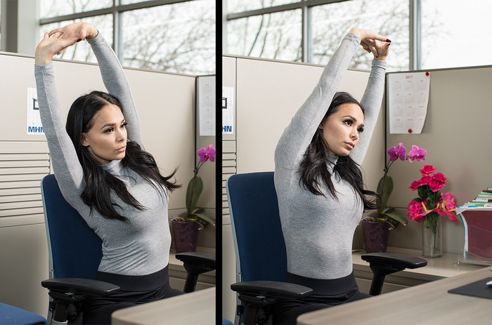 Наклоны в стороны, сидя на стуле