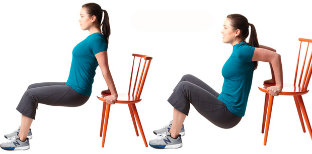 Обратные отжимания от стула на трицепс