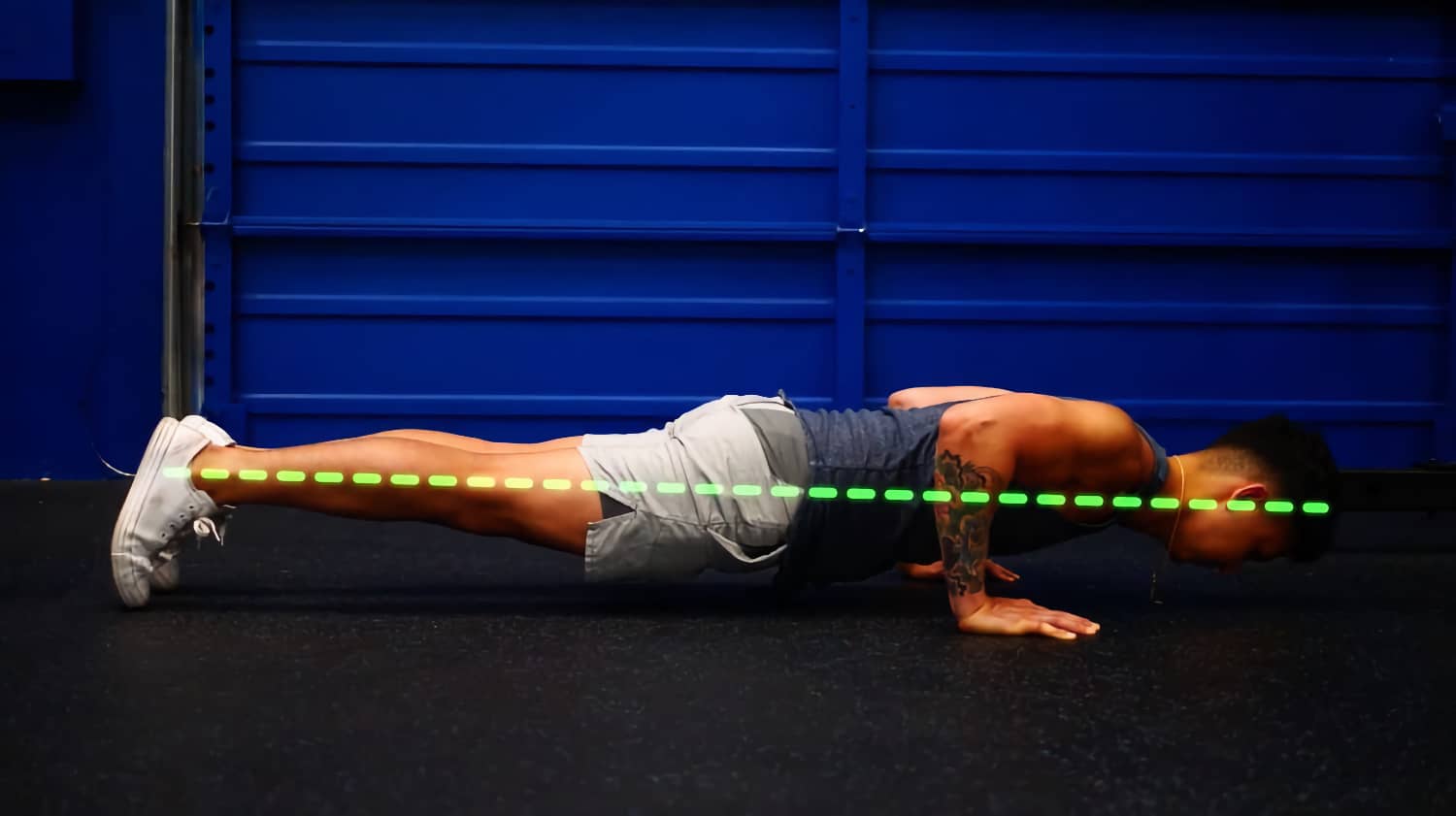 Отжимания от поля для тренировки груди