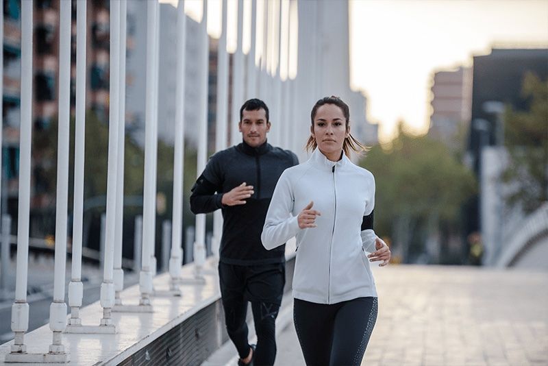 Пробежка на улице