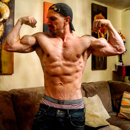 Бицепс в домашних условиях